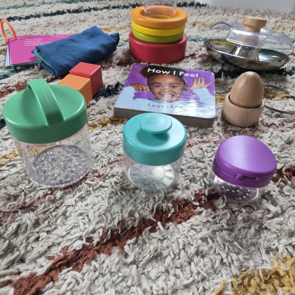 Love Every 9-10 Month Explorer Set - Picture 4 of 6